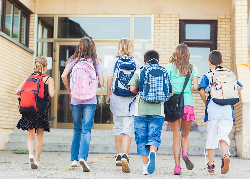 kids-entering-school