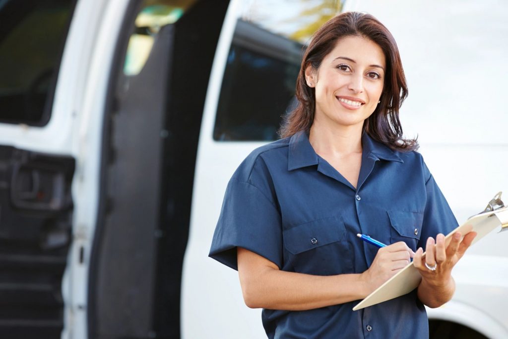 mobile shredding worker